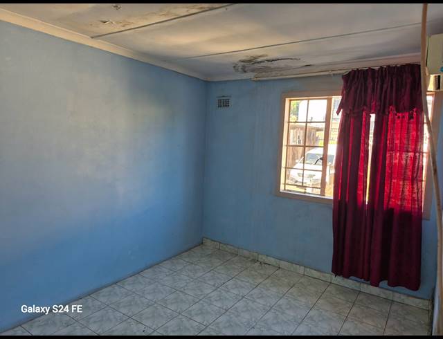 3 BEDROOM HOUSE FOR SALE IN GREENBURY